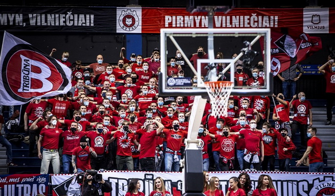 „B TriBūna“: „Sezoną baigėme čempioniškai ir naują pradėkime čempioniškai. Galingai ir garsiai“
